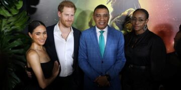 Меган и Хари ги изненадија сите и се појавија на премиера на Јамајка