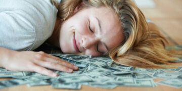 Како да заштедите пари: хороскопски знаци кои знаат да штедат