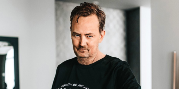 Хакиран профилот на починатиот американски актер Метју Пери