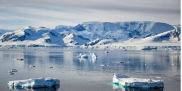 Арктикот би можел да доживее денови без мраз во следните неколку години