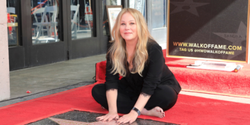 Кристина Еплгејт за борбата со мултиплекс склероза: Се чувствувам како да живеам во пекол