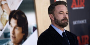 Бен Афлек си ја избричи брадата: „Не личи на себе“