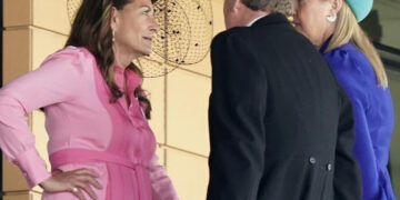 Родителите на Кејт Мидлтон се нејзиниот темел додека таа бори во најтешката животна битка