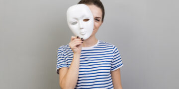 Нож во грб: овие хороскопски знаци ќе ве издадат без размислување