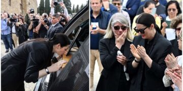 Погребан Роберто Кавали, неговата 45 години помлада сопруга не ги криеше солзите