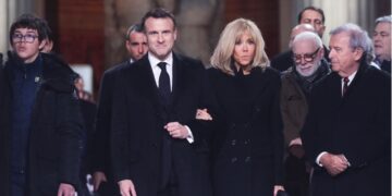 Се снима серија за Емануел и Брижит Макрон, би требало да ги глумат големи ѕвезди