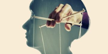 Најголемите манипулатори во хороскопот: ги вртат луѓето околу малиот прст