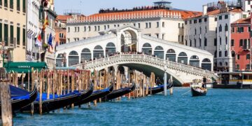 Венеција почнува да наплаќа влезници