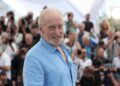 77-годишниот актер од „Игра на тронови“ фотографиран на нудистичка плажа со својата девојка