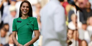 Објавен портретот на принцезата Кејт, фановите ужасени: „Дали е ова шега?“