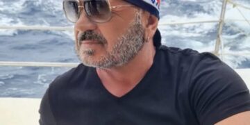 Мојот брат ми беше втор татко, чував добиток и одев на училиште: Миле Китиќ со детали за тешкото детство