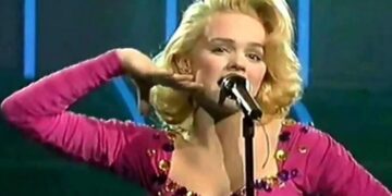 (Видео) По 34 години Тајчи го облече фустанот што го носеше на Евровизија и воодушеви со својот изглед