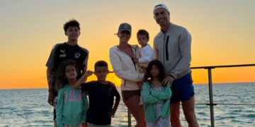 Роналдо покажа што прави пред ЕП, фотографијата за еден ден доби 4 милиони лајкови