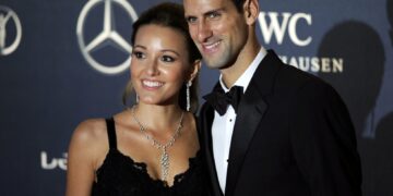 Како Новак Ѓоковиќ ја заведе Јелена: се’ започнало со крстозбори, а продолжило со запросување кое излегло од контрола, но завршило филмски