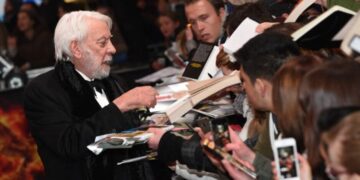 Кифер Сатерленд за својот татко: Живееше добар живот