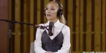 (Видео) Луѓето не можат да поверуваат како Аријана Гранде го менува гласот додека зборува