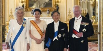 Кралот Чарлс приреди раскошен прием за јапонската империјална двојка