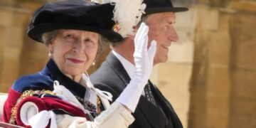 Британската принцеза Ана, помладата сестра на кралот Чарлс е отпуштена од болница по повреда на главата