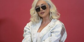 „Би сакала да имам жена и деца или маж и деца, ако даде Господ“: Сенида проговори за својата бисексуалност