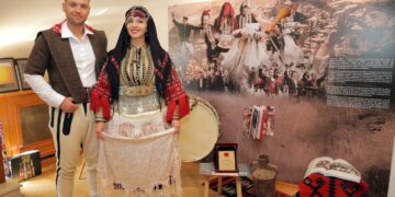 Стефана Димитрова и Даријан Кочоски се невеста и зет на годинешната „Галичка свадба“