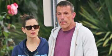 Дејли Мејл: Џенифер Гарнер се повлече од циркусот околу разводот меѓу Бен и Џеј Ло