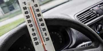 (Видео) Јапонски трик за брзо ладење на автомобилот, без да се вклучи климата