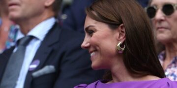 Обетките со кои Кејт Мидлтон се појави на Вимблдон се распродадени со брзина на светлината