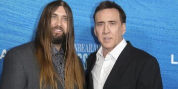 Уапсен синот на Николас Кејџ, ја нападнал мајка си
