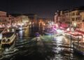 Венеција го заврши проектот за наплаќање влез во градот, критичарите велат: Експериментот не успеа
