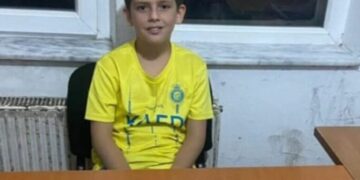 12-годишно момче во Косово нашло 2.500 евра и ги предало на полицијата