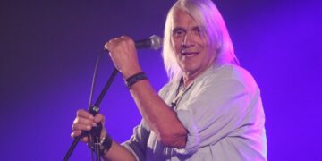 Бора Чорба поради тешко воспаление на белите дробови заврши во болница