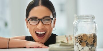 Три хороскопски знаци ги очекува значителен паричен прилив оваа есен, одредени треба да внимаваат