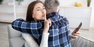 Виц на денот: Преку оглас барал жена што ја изневерил сопругот