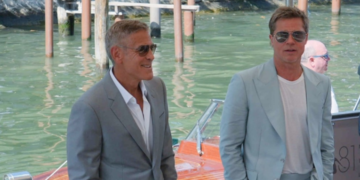 Бред Пит и Џорџ Клуни прошетаа низ Венеција привлекувајќи го вниманието на обожавателите