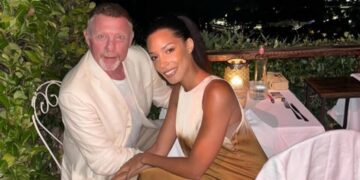 Селена Гомез ги поттикна гласините дека е верена, на Еми наградите се појави со дијамантски прстен