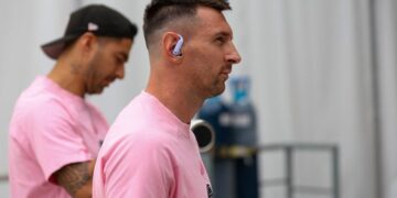 Братот на Кејт Мидлтон: Бев сомничав кон Вилијам, сега го сакам како брат