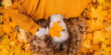 Следбениците ги коментираат најновите фотографии на Крис Џенер: „Нереални стандарди за убавина“