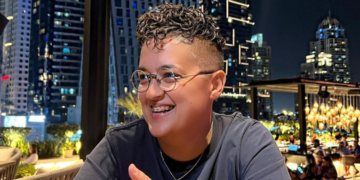 Шерифовиќ за сурогат мајката која го роди синот: Некои луѓе седат под карпа