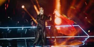 (Видео) Тамара Волческа со маестрален настап ја освои дебитантската сцена на Макфест