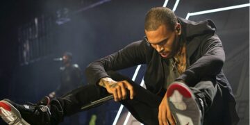 (Видео) Тамара Волческа со маестрален настап ја освои дебитантската сцена на Макфест