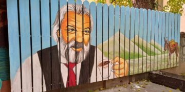 Насликан мурал со Ѓорѓи Колозов во скопско кафуле близу Соборна