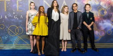 (Видео) Анџелина Џоли објасни зошто нејзините деца водат многу приватен живот