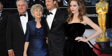 „Тажни се“: Родителите на Бред Пит се загрижени дека никогаш повеќе нема да ги видат своите внуци