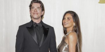 Магазин People: Џон Красински е најзгодниот маж на светот во 2024 година