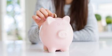 Нова романса на хоризонтот: Шерон Стоун не можеше да одолее на шармот на Кевин Костнер