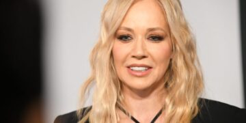 Јелена Розга е во врска со колега: пејачката откри што мислат нејзините родители за новото момче