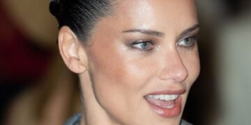 Се омажи најубавата жена на светот: поранешна српска снаа отпатува на луксузна дестинација и кажа „да“