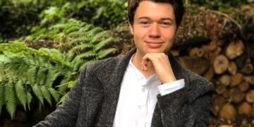 Актер од серија на Нетфликс прогласен виновен за силување деца, направил 26 сексуални престапи