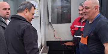 Анѓушев и Шалев предновогодишно со работниците на „БРАКО“