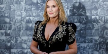 (Видео) Кејт Винслет низ солзи за критиките за нејзиниот изглед: Беше страшно